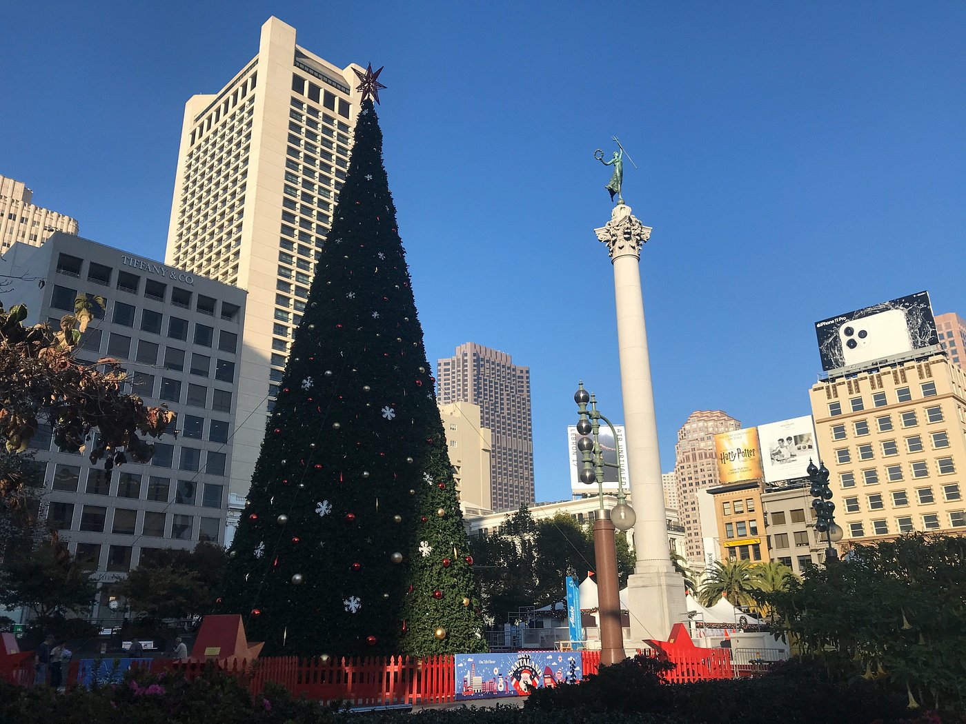 the-big-christmas-tree